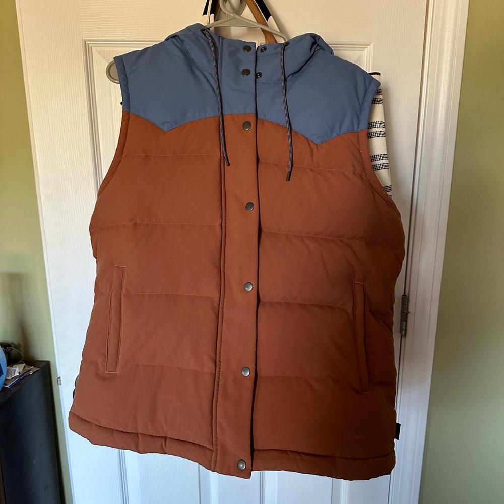 Patagonia Blue and Brown Bivy Vest